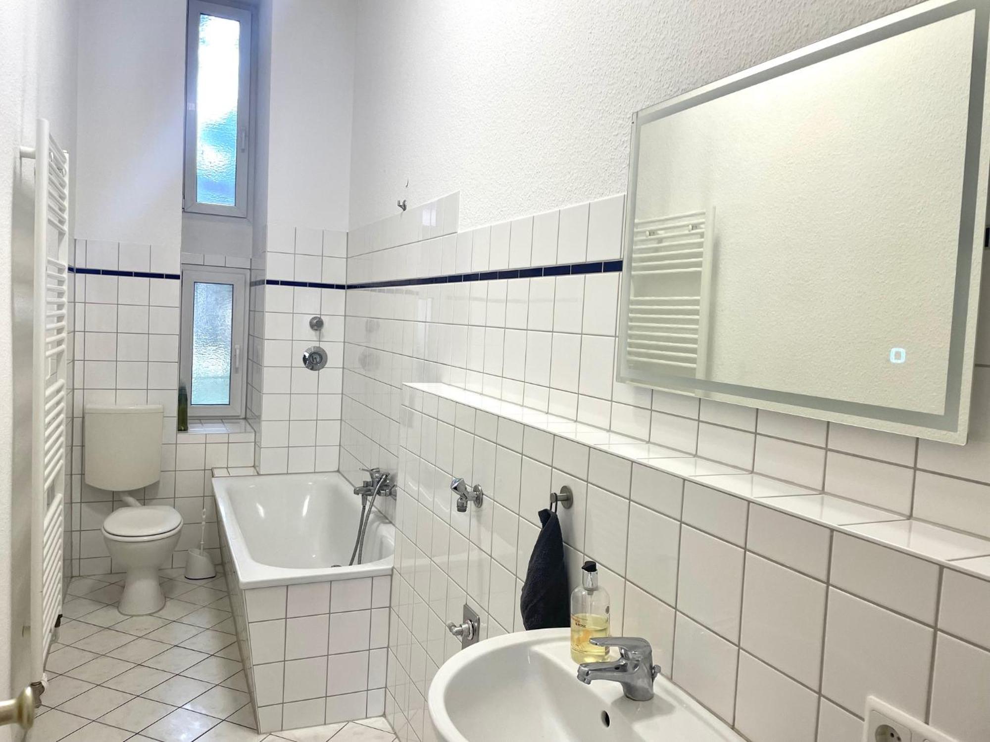 Appartement Sehr Zentrale Wohnung Fuer Bis Zu 6 Gaeste - Nah Gelegen Zum Kurfuerstendamm, Potsdamer Platz Und Kreuzberg In 10 Minuten *
